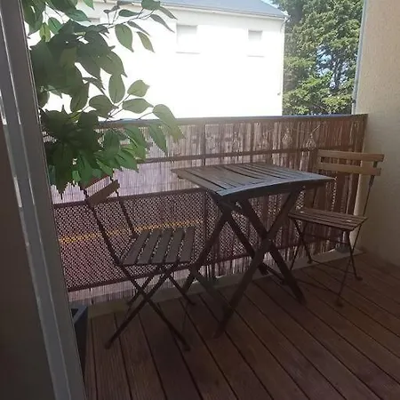 Apartmán A 50 M De La Plage, De 35 M2 : Les Pieds Sales *