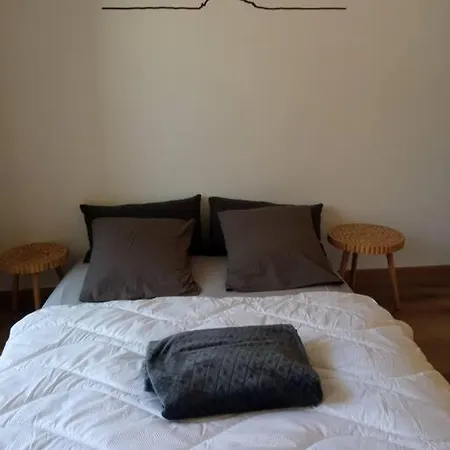 A 50 M De La Plage, De 35 M2 : Les Pieds Sales Apartmán Bréhal