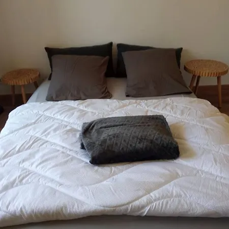 Апартаменты A 50 M De La Plage, De 35 M2 : Les Pieds Sales Brehal